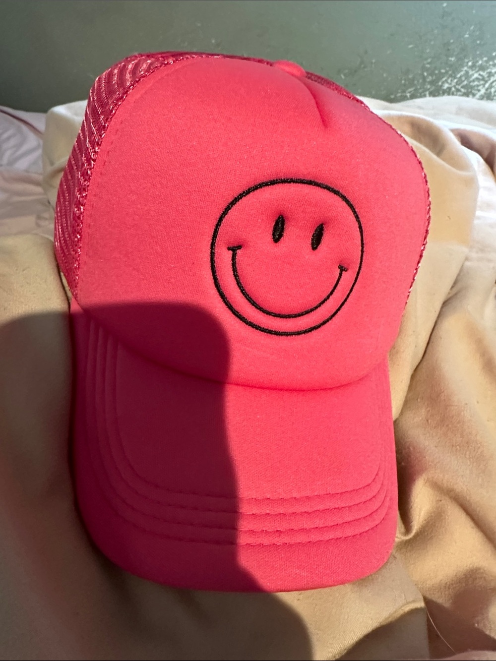 Pink Smiley adult size   Trucker Hat